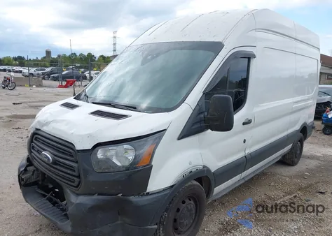 2018 Ford Transit-250 z USA, uszkodzony, nr VIN 1FTYR2XM3JKA61961